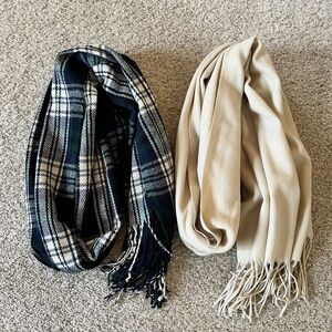 Brandy Melville Tassel Scarf - set of 2